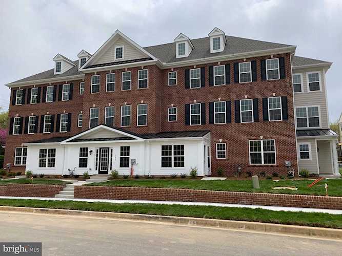 407 Lenape Way #M90 Claymont, DE 19703