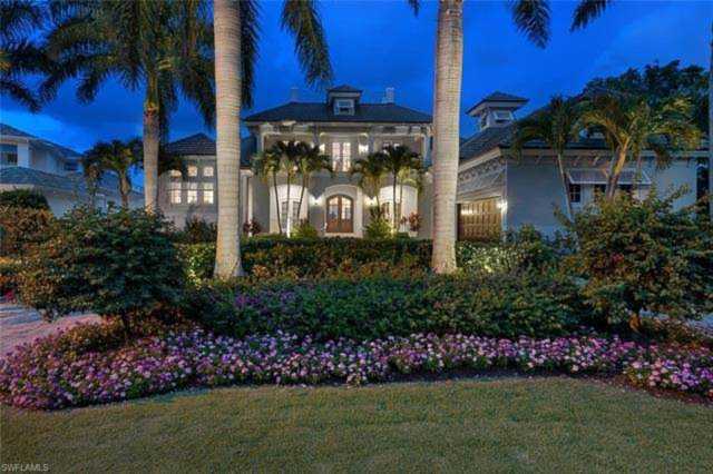 211 Bay Pt Naples, FL 34103