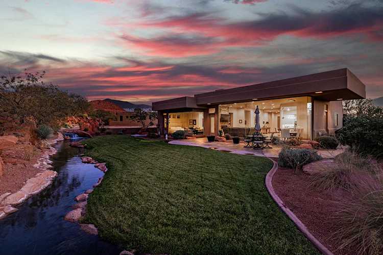 2331 W Entrada Trl #119 St George, UT 84770