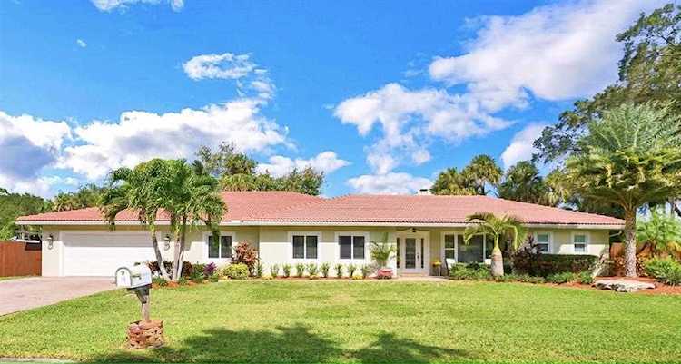 1925 S Conference Drive Boca Raton, FL 33486