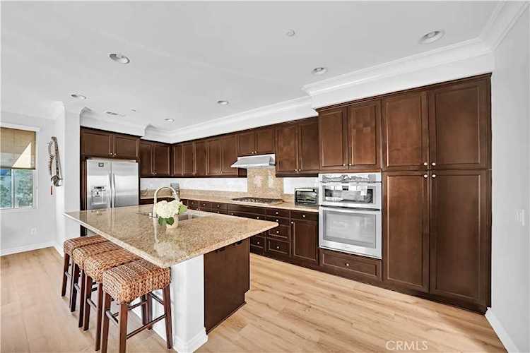 21443 Kennedy Huntington Beach, CA 92646