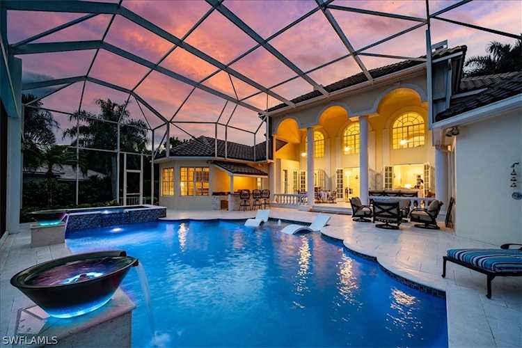 27190 Oak Knoll Dr Bonita Springs, FL 34134