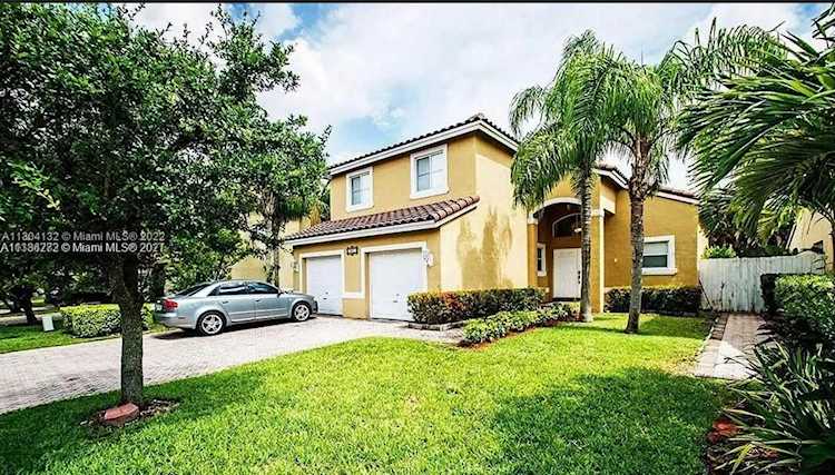 13411 SW 144th Ter Miami, FL 33186