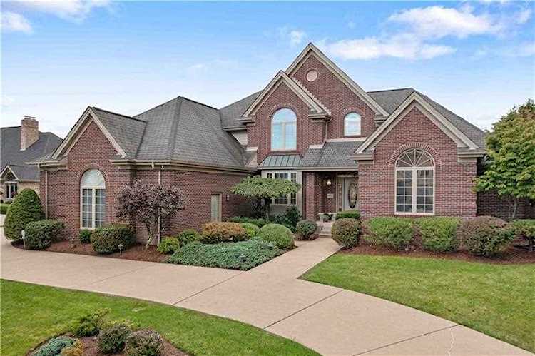 8051 Sherwood Dr Presto, PA 15142
