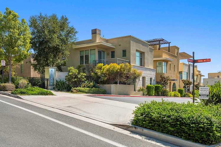 7876 Altana Way San Diego, CA 92108