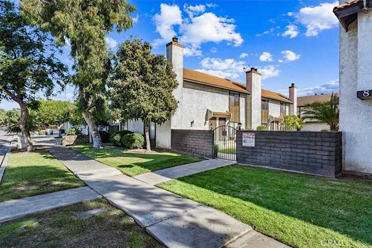 855 N Lemon St #2 Orange Orange PW22233959 CA 92867 condo for sale $465,000 Photo 1