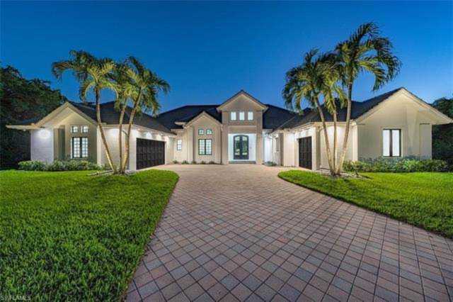 10113 Magnolia Bend Estero, FL 34135