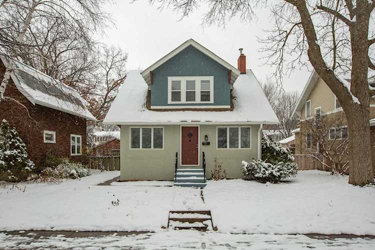 1378 Albert Street N Saint Paul, MN 55108