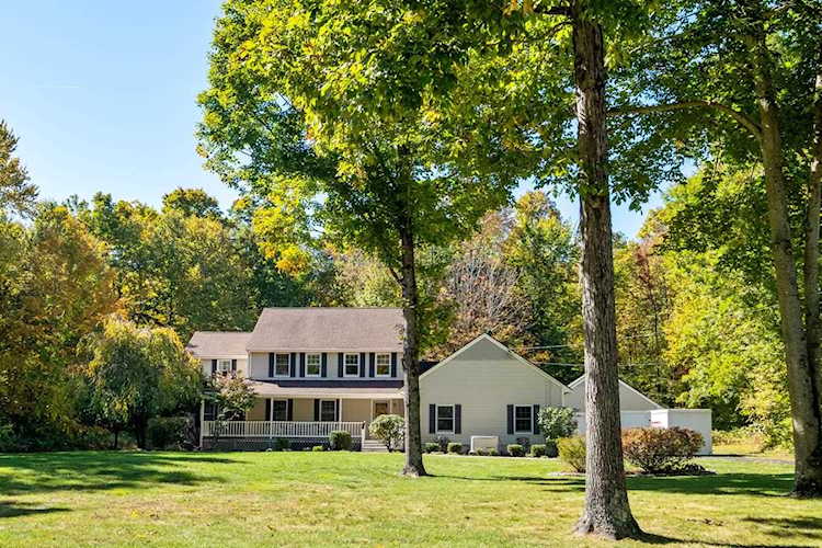 Bean Group | 4 Partridge Ln East Kingston 03827 NH | home for sale Photo 1