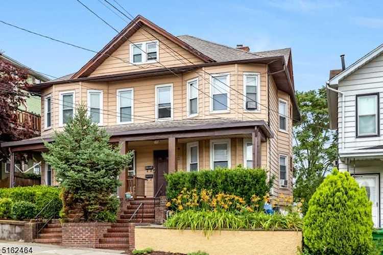 80 Lincoln Pl East Rutherford Boro, NJ 07073 | MLS 3803418 Photo 1