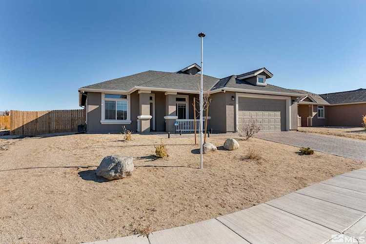 2212 Windrow Dr Fernley, NV 89408-7220