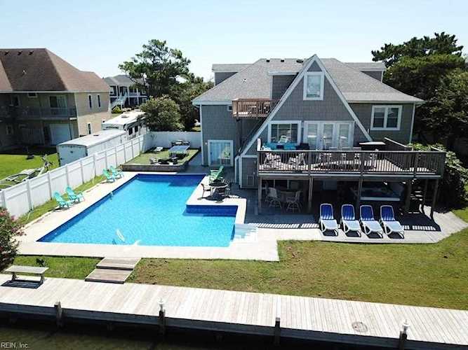 316 Back Bay Cres Virginia Beach, VA 23456