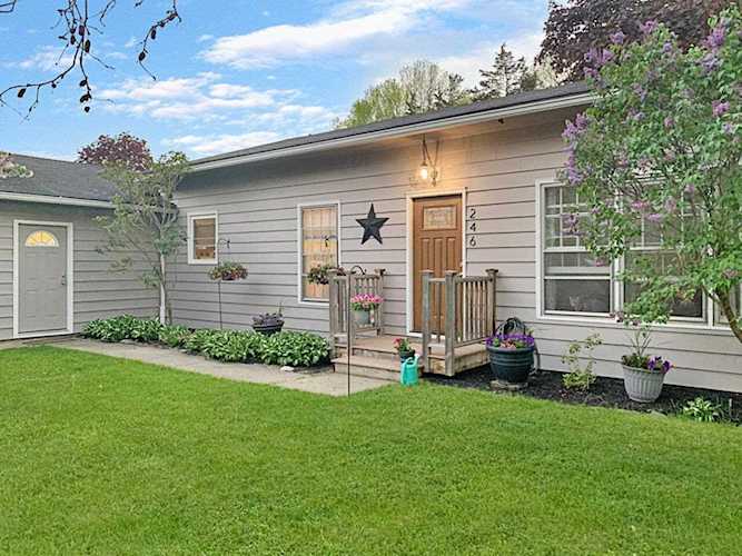 246 Hullcrest Rd Shelburne, VT 05482
