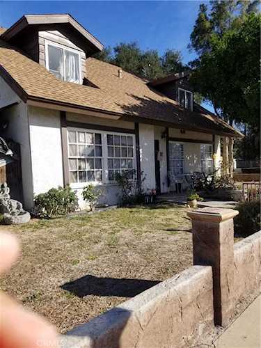 1013 E 18th St Santa Ana, CA 92706