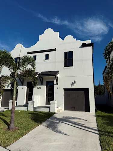 2608 E Clark St #2 Tampa, FL 33605