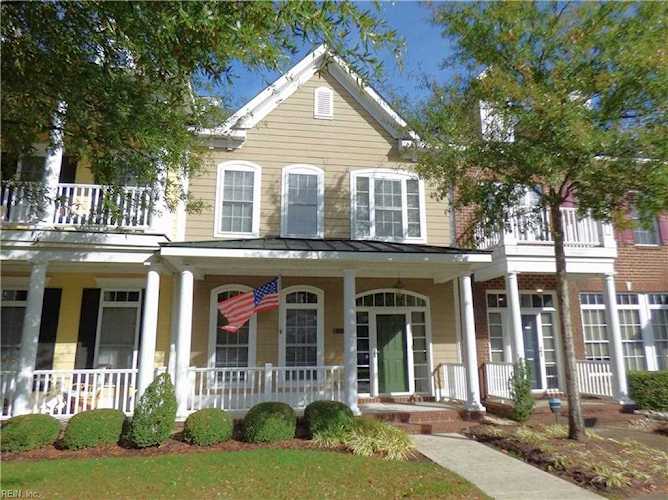 1308 Sommerton Way Chesapeake, VA 23320