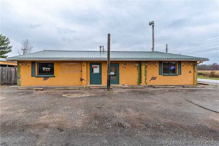 11550 N Bradford Rd NE Palmyra, IN 47164