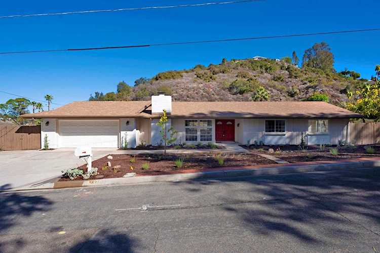 5627 Yerba Anita Dr San Diego, CA 92115
