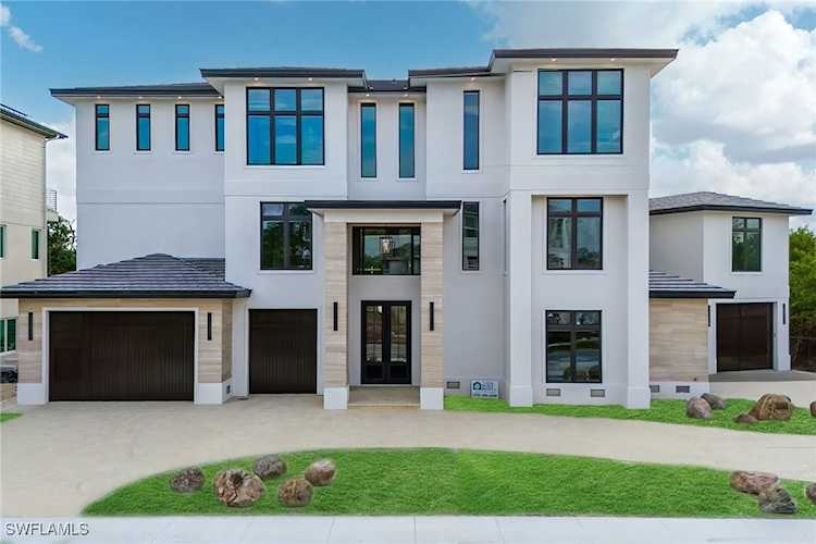 598 Spinnaker Dr Marco Island, FL 34145