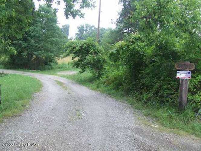 8600 Gentry Ln Louisville, KY 40291 | MLS 1626314 Photo 1