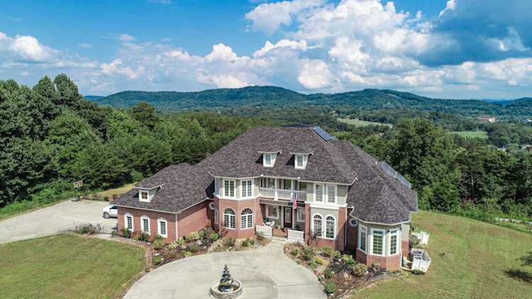 210 Reverend Bill Perkins Rd Williamsburg, KY 40769 | MLS 22018435 Photo 1