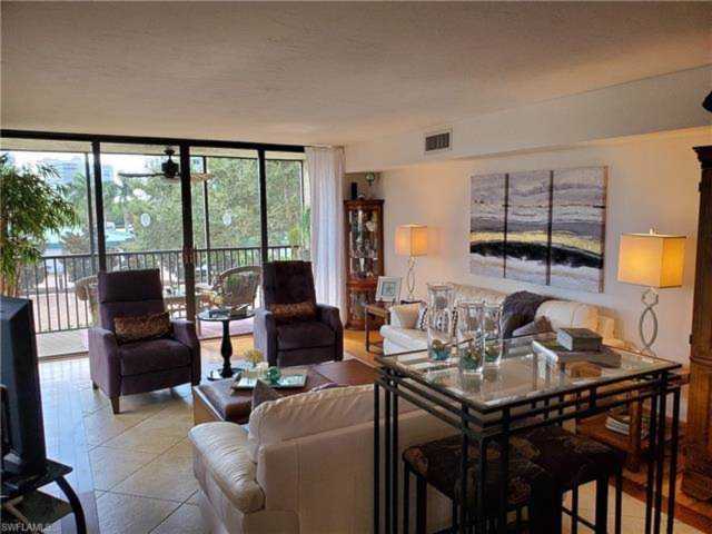 11 Bluebill Ave #106 Naples, FL 34108