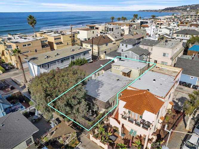 726-728 Ormond Ct San Diego, CA 92109