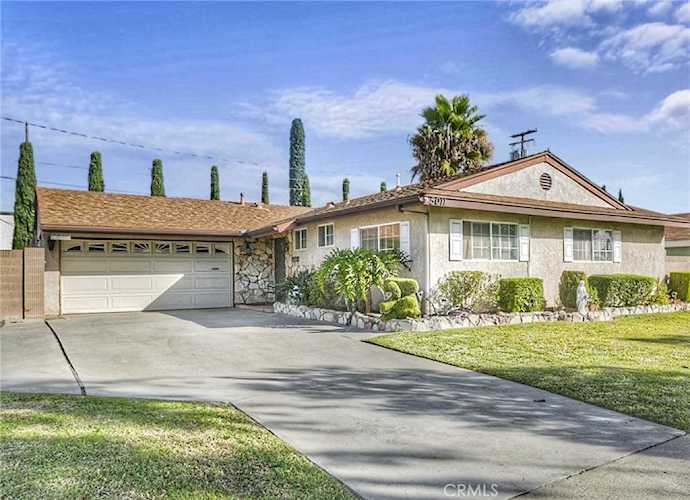 5011 Belle Ave Cypress, CA 90630