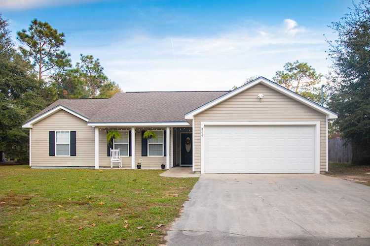 433 E Renoir Road Defuniak Springs, FL 32433
