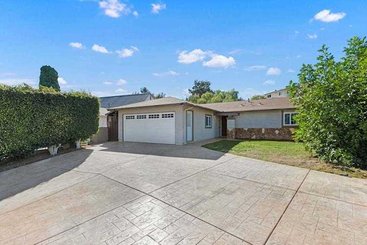 528 Quarry View Way Spring Valley, CA 91977