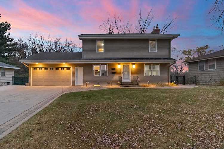 4932 W 82nd Street Bloomington, MN 55437