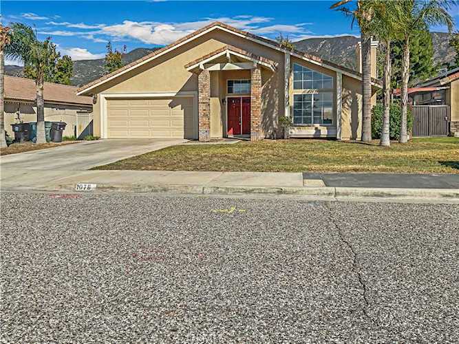 1078 Mountain Crest Dr San Bernardino, CA 92407