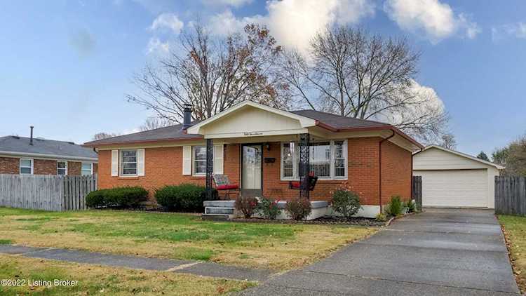 5311 Mount Blanc Rd Louisville, KY 40216