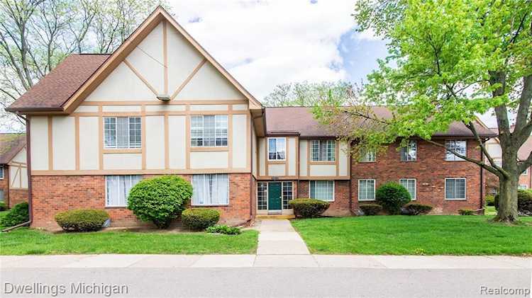 30212 Southfield Rd #233 Southfield, MI 48076 condo for sale, MLS#2220036930 | Dwellings Michigan Real Estate Photo 1
