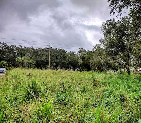 5111 16th Ave E Palmetto, FL 34221