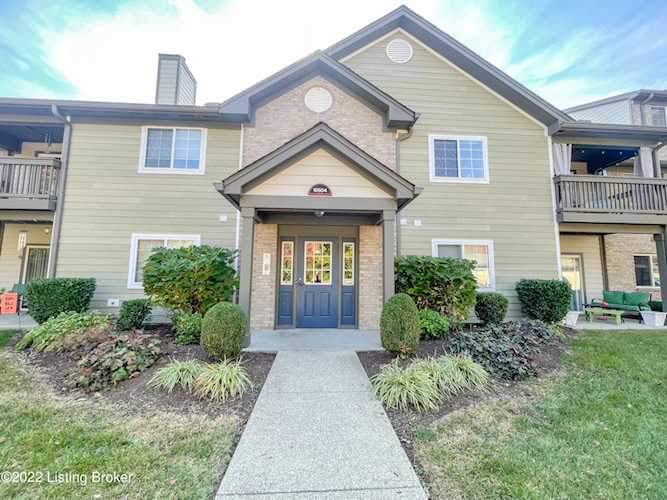 10504 Southern Meadows Dr #103, Louisville, KY 40241 - Worthington Glen $195,000 Photo 1