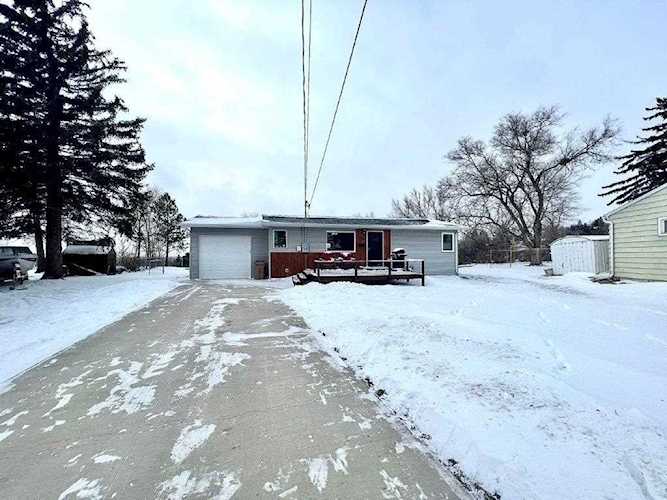 1114 NE 4th St Minot, ND 58703
