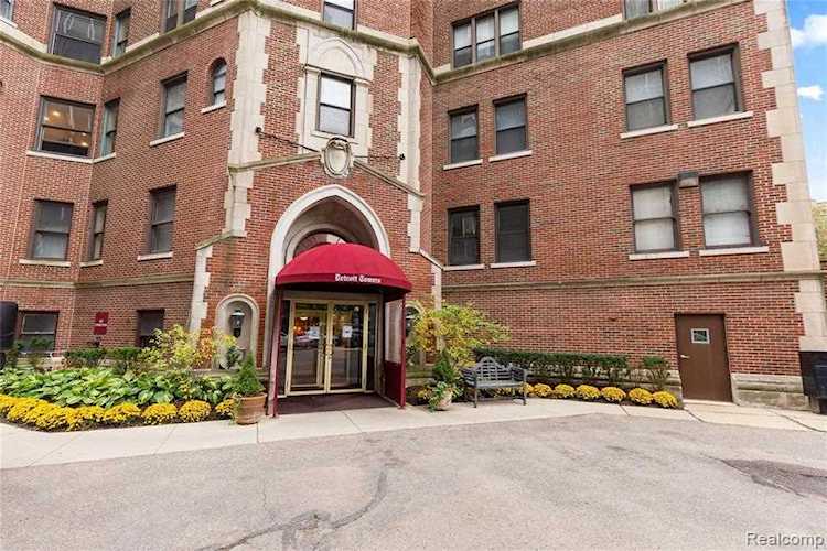 8162 E Jefferson Ave #1A Detroit, MI 48214 | MLS 2210091034 Photo 1