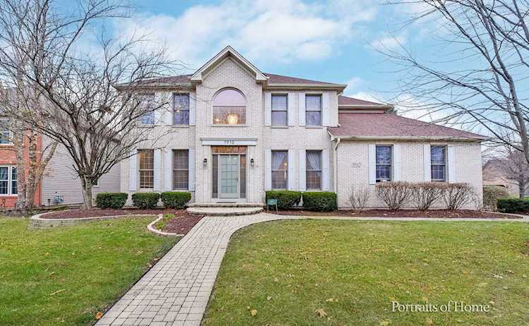 1910 Danube Way Bolingbrook, IL 60490