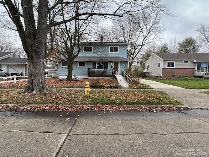 32213 Glen Ave Westland, MI 48186