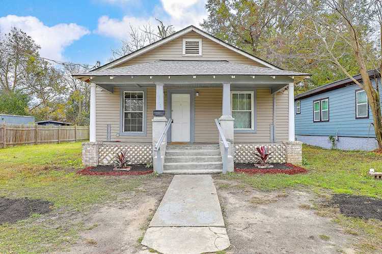 1917 Norwood St North Charleston, SC 29405 | MLS 22029166 Photo 1