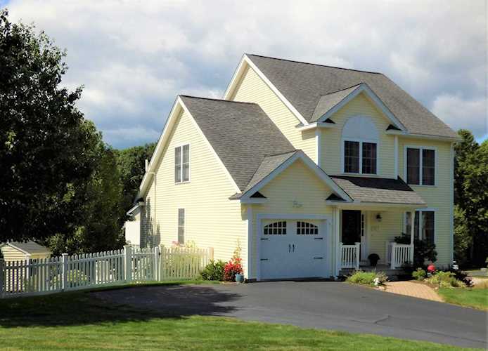 Bean Group | 10 Cassily Ln Dover 03920 NH | home for sale Photo 1