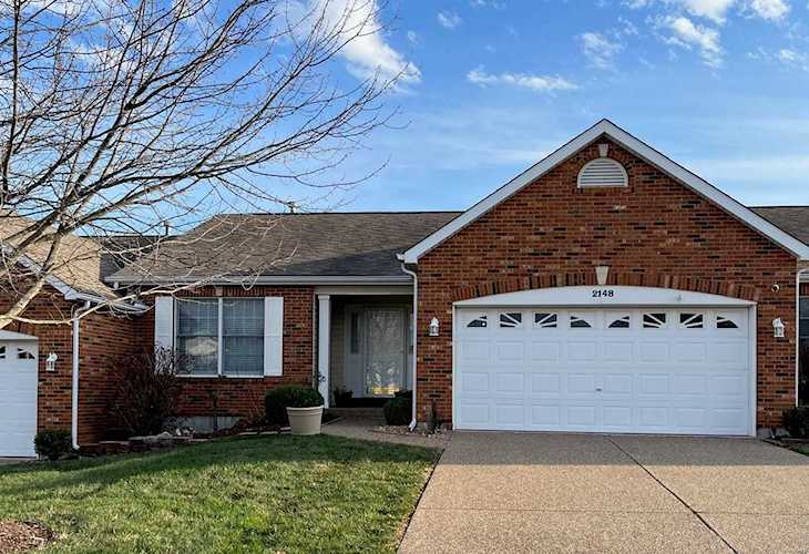 2148 Farnsworth Dr O'fallon, MO 63368