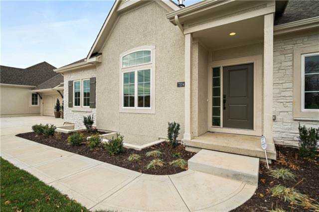 7220 Allman Dr Shawnee, KS 66217