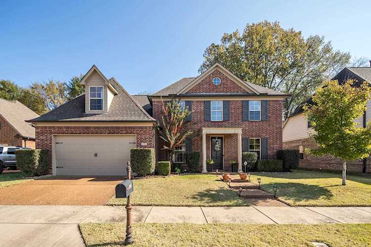 1320 Raindrop Dr Collierville, TN 38017