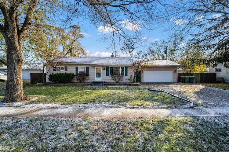46822 Huling, Shelby Twp, MI 48317 in Hawthorne Heights|Macomb MLS# 50096232 Photo 1