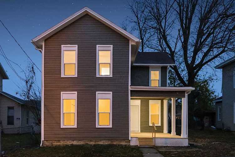 24 Western Avenue Newark, OH 43055
