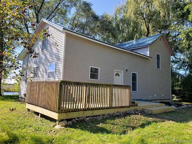 602 W Prospect St St. Louis, MI 48880