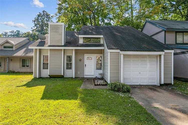 13409 Oakleaf Ct Newport News, VA 23608 | MLS 10460529 Photo 1