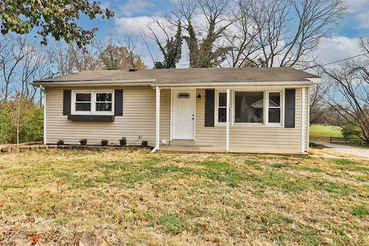 2380 Saint Paul Rd O'fallon, MO 63366